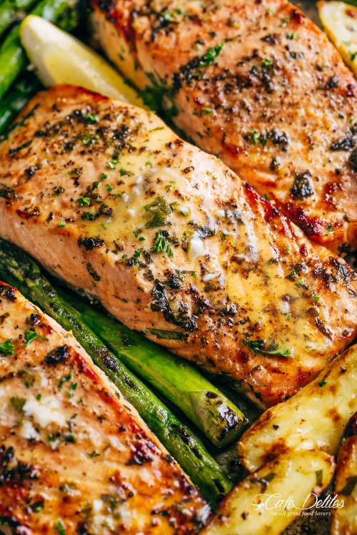 foodffs:Garlic Butter Baked SalmonReally nice recipes. Every hour.Show me what you cooked!