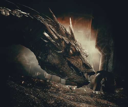 ainawen-nurlaer:  Smaug The Magnificent… 