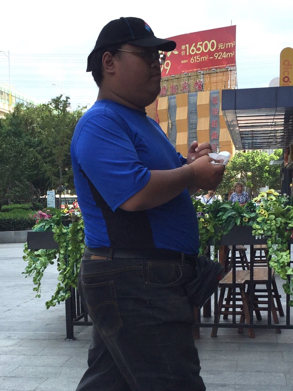 asainfattybtm:  Faaat ass pizza man