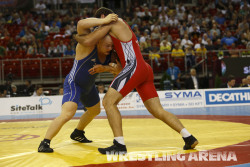 wrestler-bulges:  Timo Kallio and Vasil Imerlishvili on 2013 Greco-Roman World Championship.