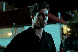tumblr_pkbnqrM7Z51y0fs57o5_r1_400.gif