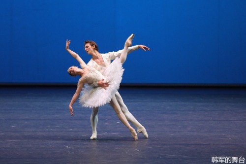 passioneperladanza:Evgenia Obraztsova and Semyon Chudin in Diamonds. Nov. 26.2016，NCPA Gala in Beiji