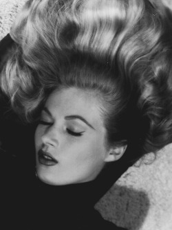 grantcary:  Anita Ekberg photographed by