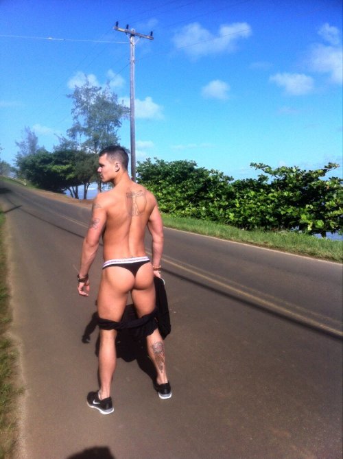lalocastaneda:  hot