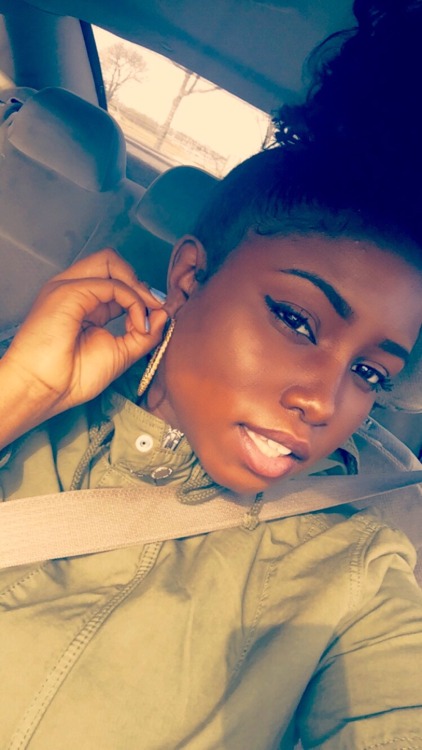heyyreene:  a product of 🇩🇴+🇪🇹+🇳🇬 =👸🏾