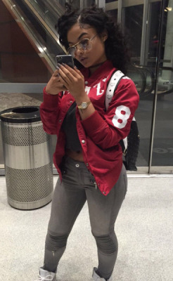 ipostbadbiishes:    @illy.il  