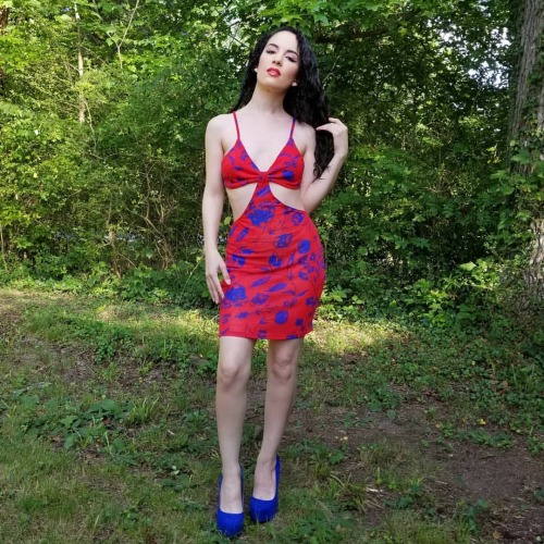 Happy 4Th of July! I am wearing my red and blue print dress from @sheinofficialDiscount code: Q3li