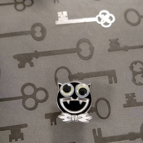 #leiladelduca stopped by the Image office and these Alarm Cat pins from #SHUTTER came along with her
