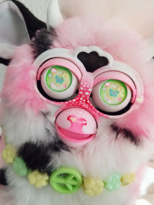 Hastro - Furby rose – Yoti Boutique