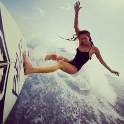 girlssurf2:  Girls surf too http://girlssurf2.tumblr.com/Girls surf too