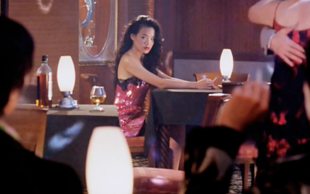 Shu Qi in Metade Fumaca / 半支煙 (dir. Riley Yip - 1999).