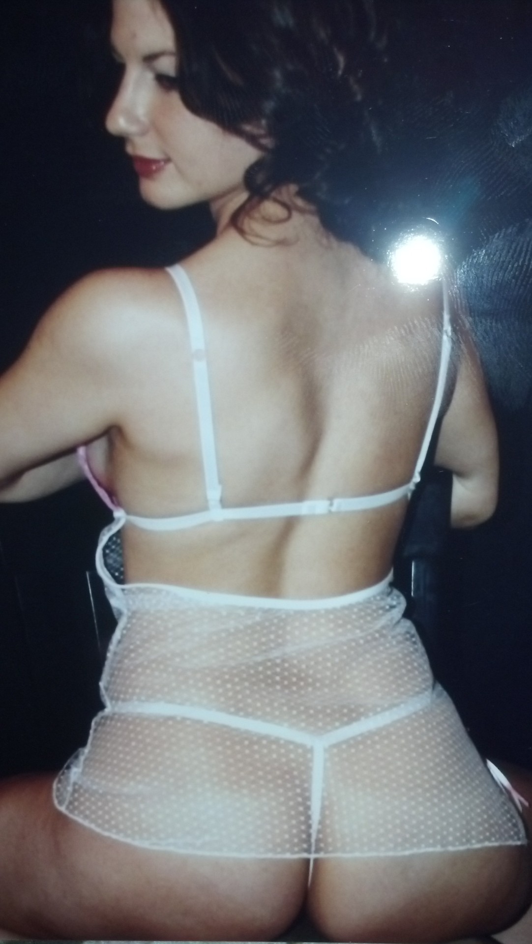 iloverealwomen:  A very nice hot and sexy lady submitted to my email. It’s hard