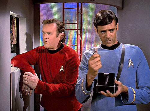 TREKGIFS’ STAR TREK WEEK (April 5th - 11th) Day Two: Favourite Episode ↳ Trials And Tribble-ations