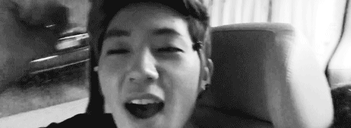 irhoonn:  changjo: crazy to serious in a matter of seconds 