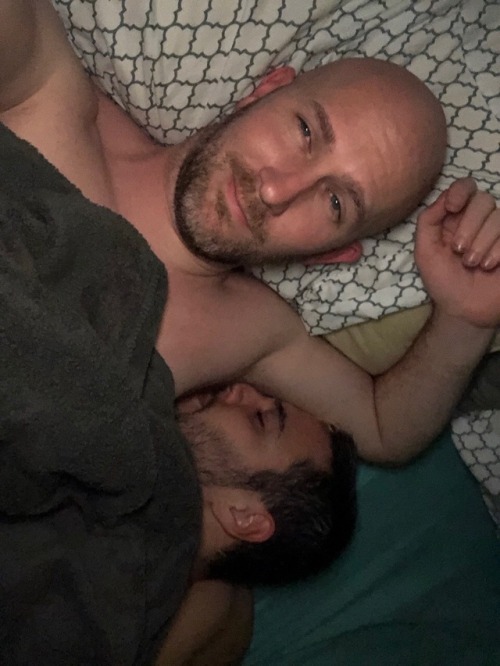 trittylerxxx: Someone likes sleeping in my armpits!!