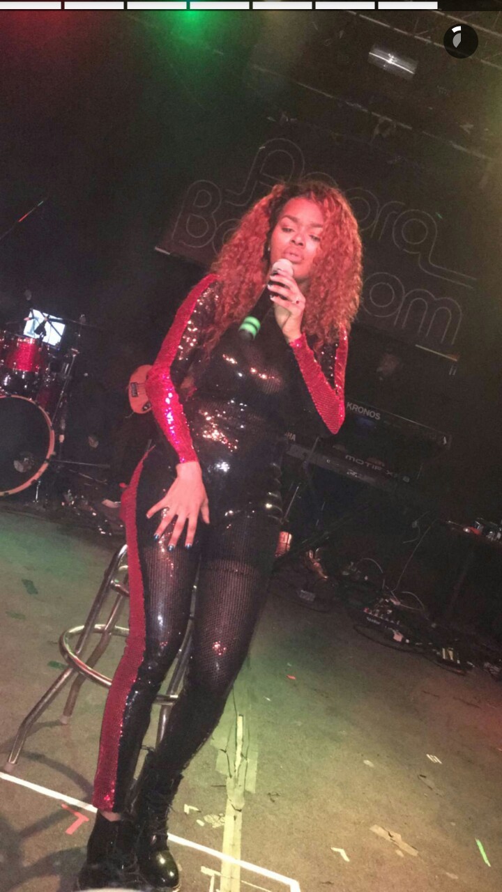 gottaloveteyana:  @TEYANATAYLOR tonight during her sold out show in Cleveland, Oh