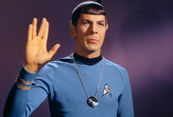 silverrrfox:  geekandsundry:  &ldquo;Whatever I have given, I have gained.&rdquo; RIP Leonard Nimoy   Geekdom is in mourning :’(