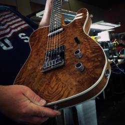 fuckyeah-guitars:  I really underestimate the Fender Custom Shop. Holy crap that’s beautiful. 
