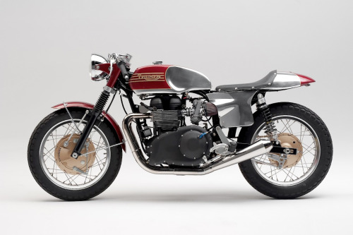 Streetmaster: Performance in the Triumph Tradition (via Megadeluxe)