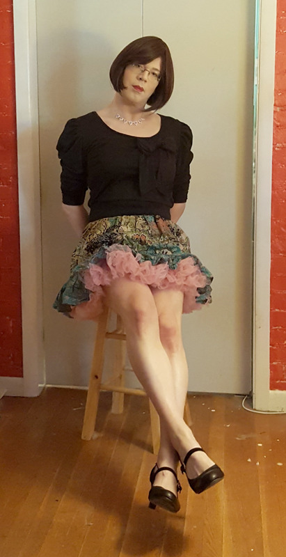 spectrum-of-desire:  cipheramnesia:  Whenever we’re looking at clothes and Mrs.