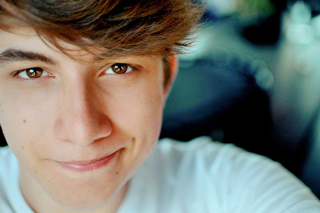 candyboystuff:  brown eyes