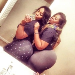 iluvbbwass:  2x the booty #iluvbbwass   Twice