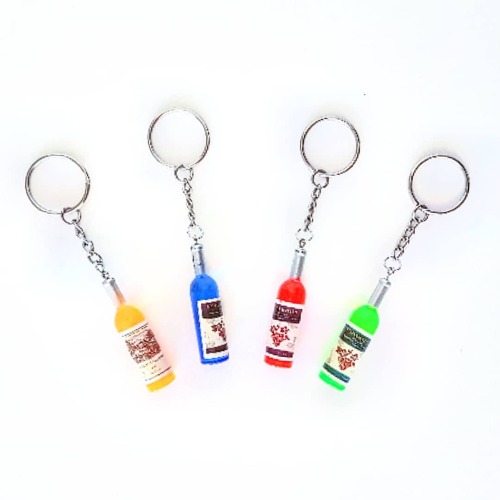 ¡️! Wine Bottle Keychain #craft #handcrafted #handmade #accessories #accessory #keychain #keyring #
