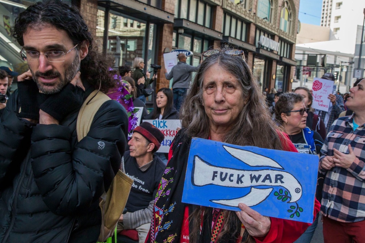 dialecticalmadness:90 cities took the streets on January 4th to reject Trump’s attempts to provoke war with Iran and a deepening occupation of Iraq. US troops out of the Middle East! Hands off Iran! Respect the sovereignty of Iraq!More info and
