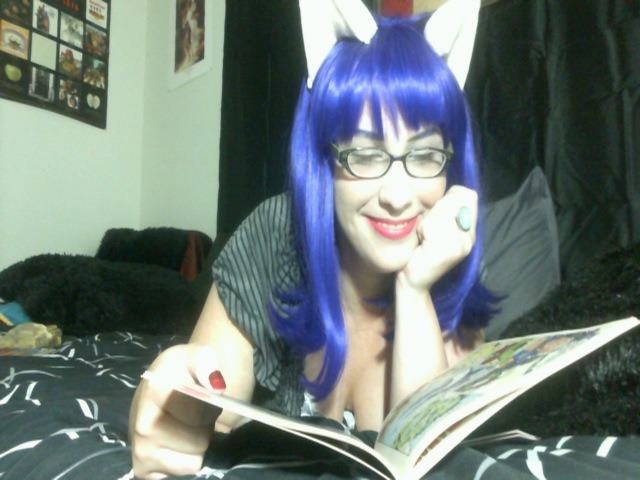 savingthrowvssexy:  lablueselfies:  My computer is being a pain I’m gonna go eat