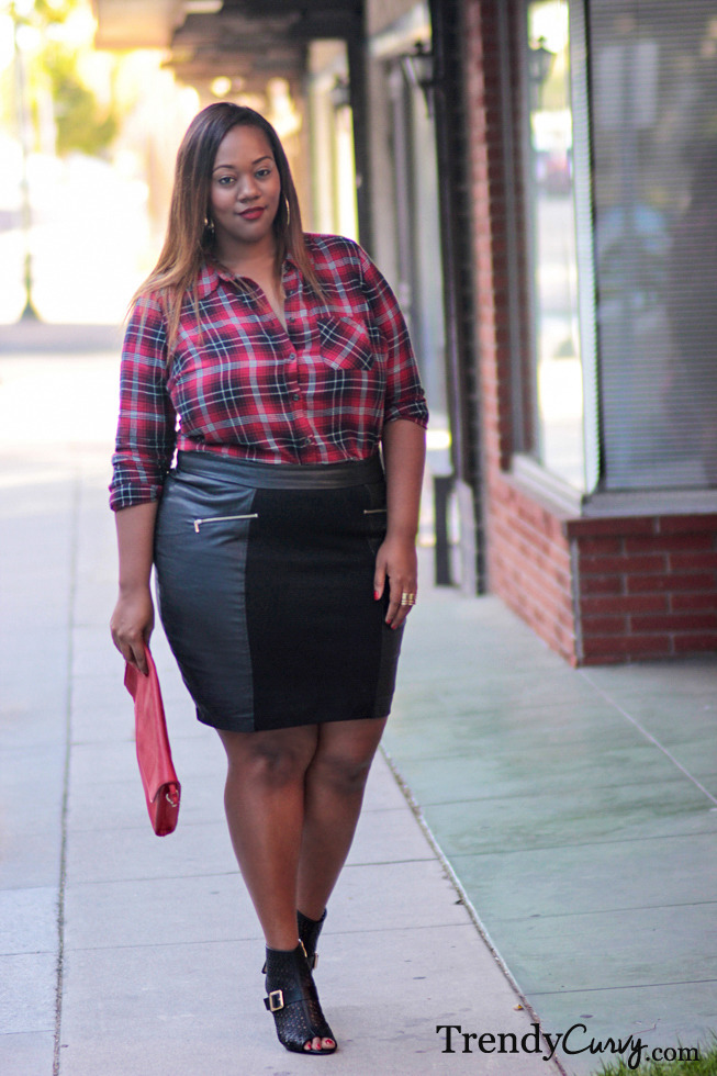 trendycurvy:  Return of Plaid Outfit details on www.TrendyCurvy.com Photographer:
