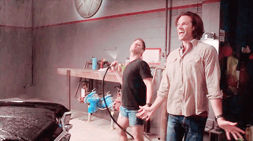 queenofhelldarlin: whenever someone asks me who jared and jensen are, i just show them this gif.