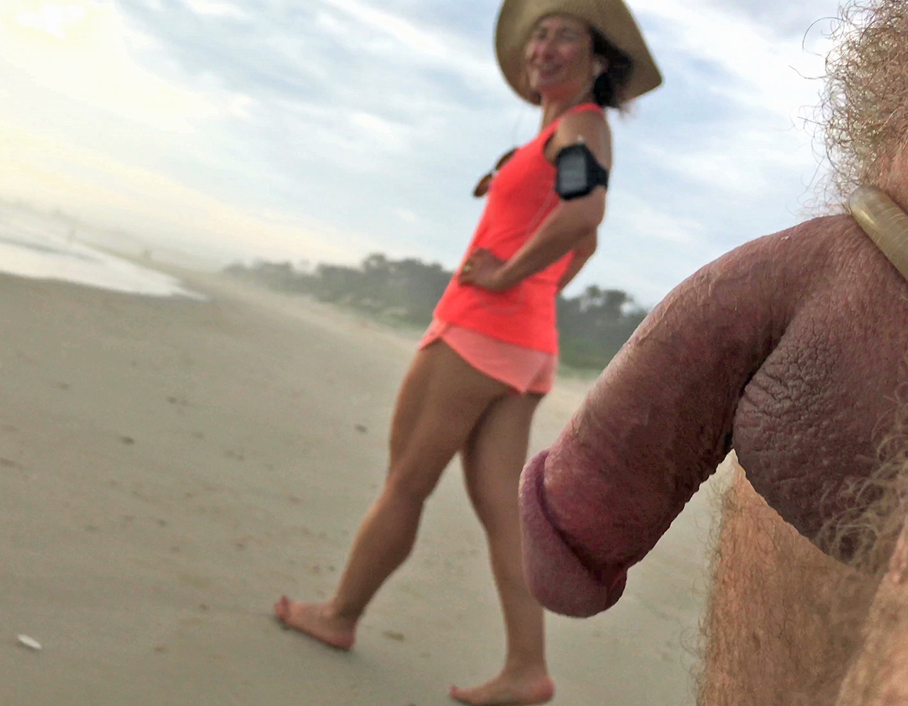 Flash dick in the beach