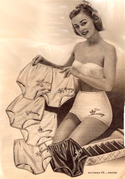 retrogasm:  I wonder why Saturday is black?