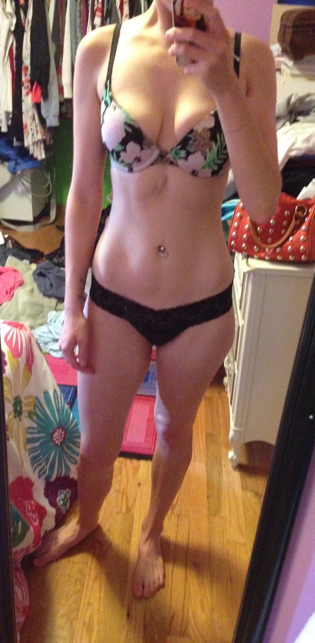 skinnyseattle:  Feeling good today 👸🏼