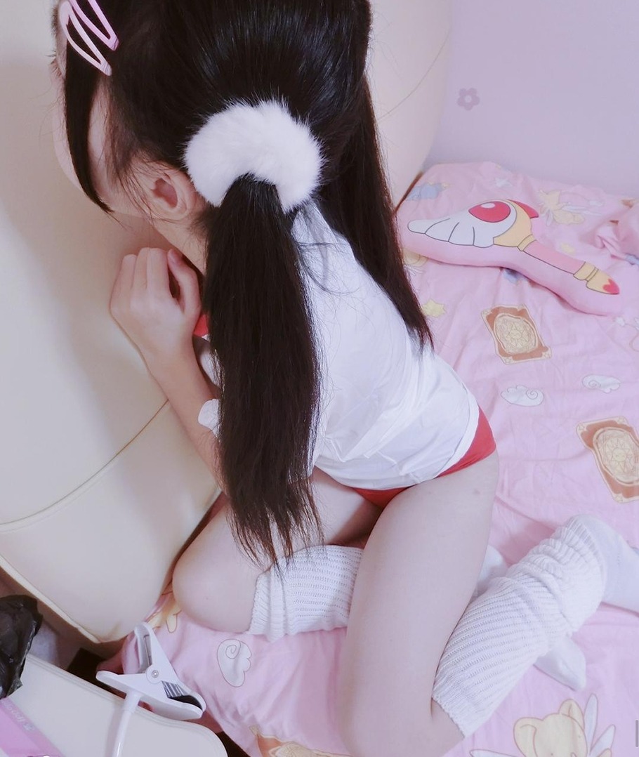 过膝袜、短袜，纯白、蓝白～