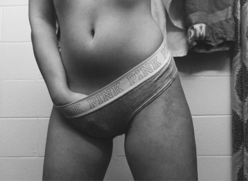 smol-honeybee:  soft and wet 