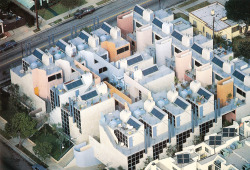 aqqindex:  Urban Forms, Sun-Tech Housing,