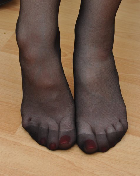 Porn Bare Stocking Feet photos