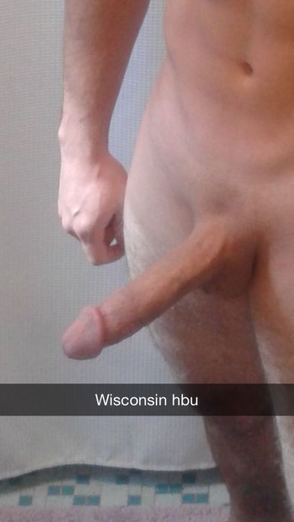 ksufraternitybrother:  Hotty from Wisconsin on Snapchat~  KSU-Frat Guy: Over 88,000 followers and 60,000 posts.Follow me at: ksufraternitybrother.tumblr.com  He gotta phat ass