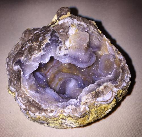 prxyi:✶Limestone geode from Cave of the Mounds, WI. Looks like a mini galaxy inside ✶ 