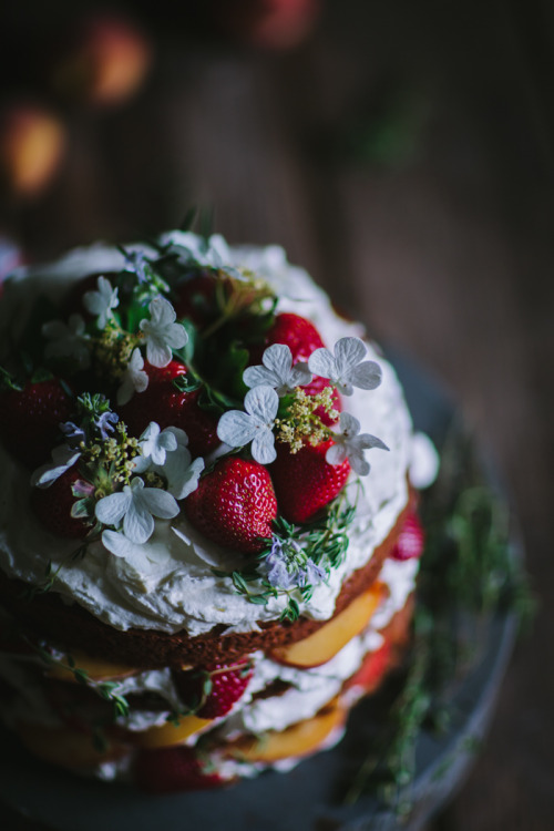 sweetoothgirl: Strawberry, Thyme, &amp; Peach Buttermilk Cake with Mascarpone Whipped Cream