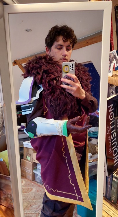 Took a cosplay break for a couple months but I’ve gotten back to my Cullen Rutherford WIP. Last armo