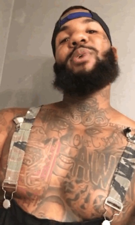 missinglinc:  sevenonetree: them nipples Yes lord. 