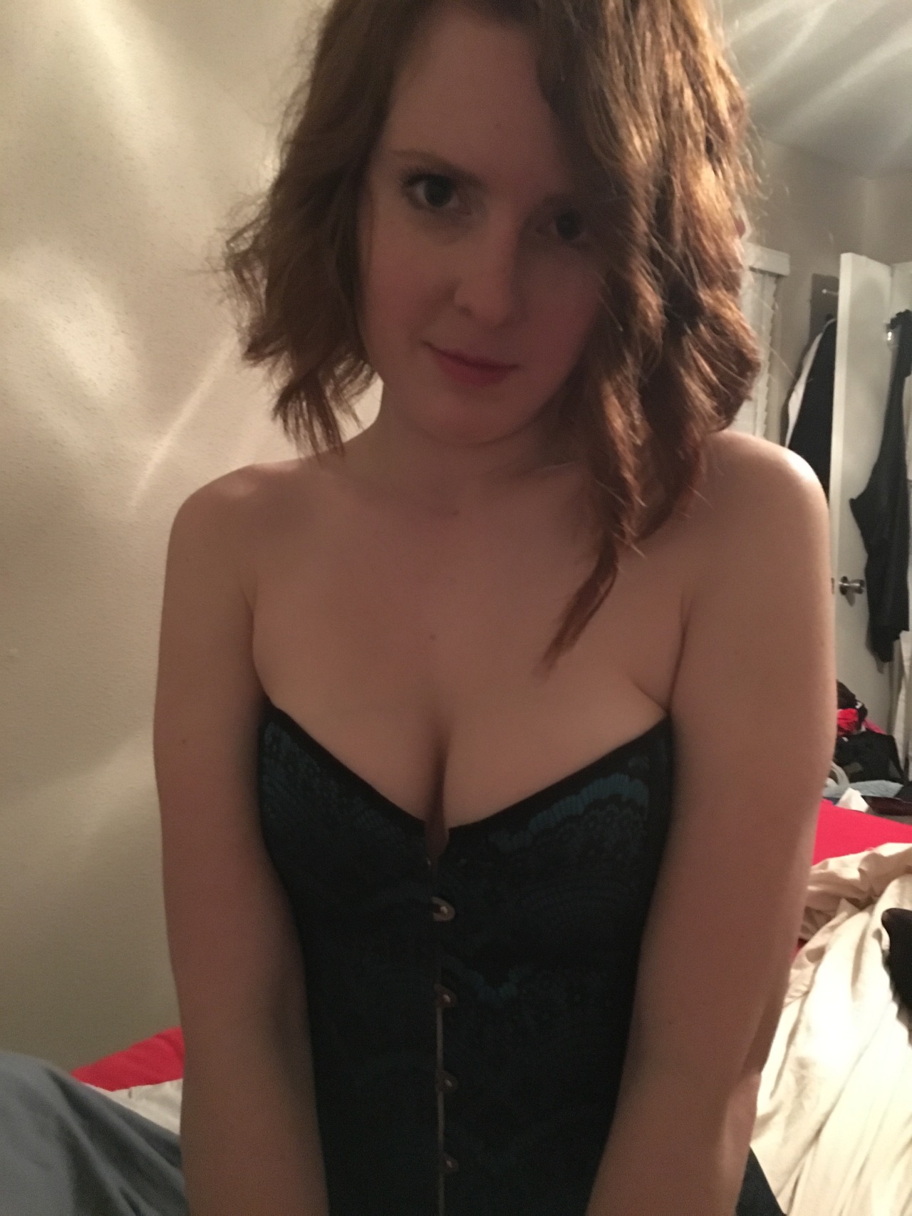 becomeatrap:  Real Trap Alert!  A real sissy faggot! 