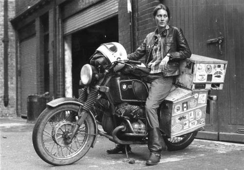 (via ELSPETH BEARD, THE FIRST WOMAN TO CIRCUMNAVIGATE THE WORLD BY MOTORCYCLE. THIS WAS TAKEN JUST A