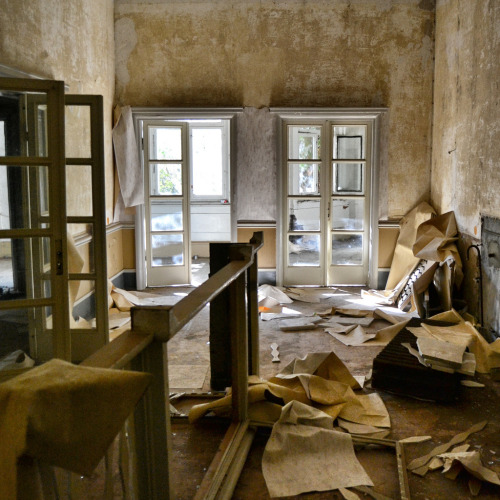 abandoned-playgrounds: Hotel Heinrich Heine - Part 3 - The Windows Check it out —> http://www.aba