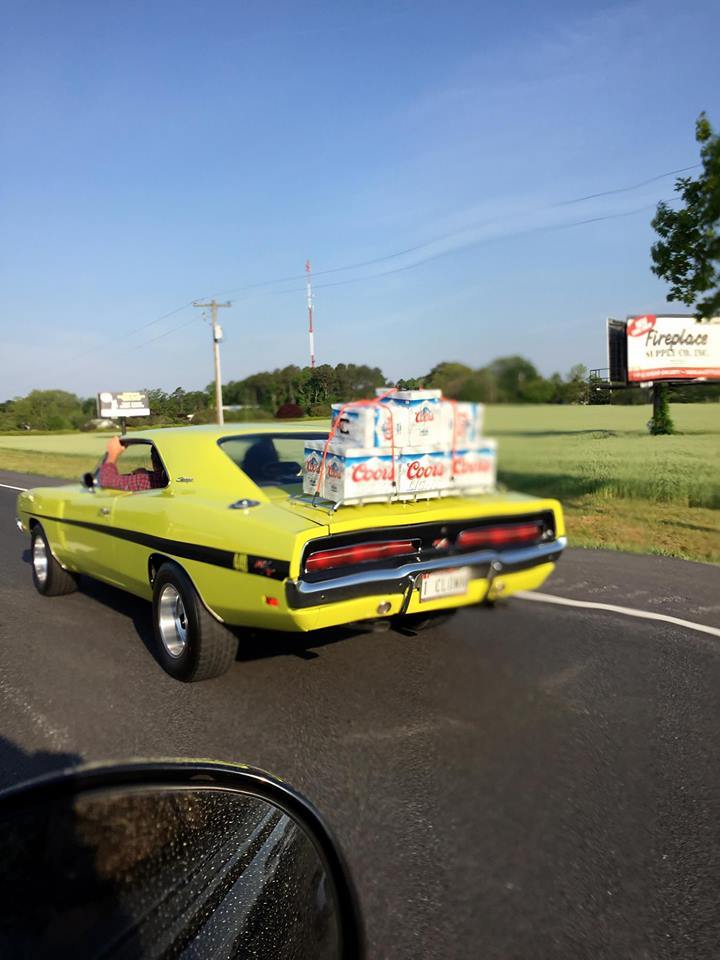 justyouraveragemechanic:  I wanna go with that guy.