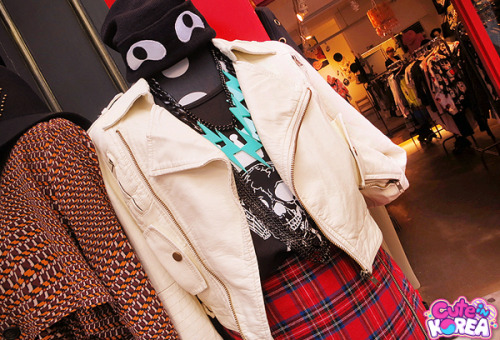 Pop boutique in  Garosugil ~ shop feature! Check out the full post + directions to the store on cute