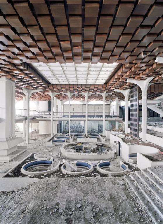 enochliew:  Haludovo Palace Hotel by Boris Magaš The previously extravagant hotel