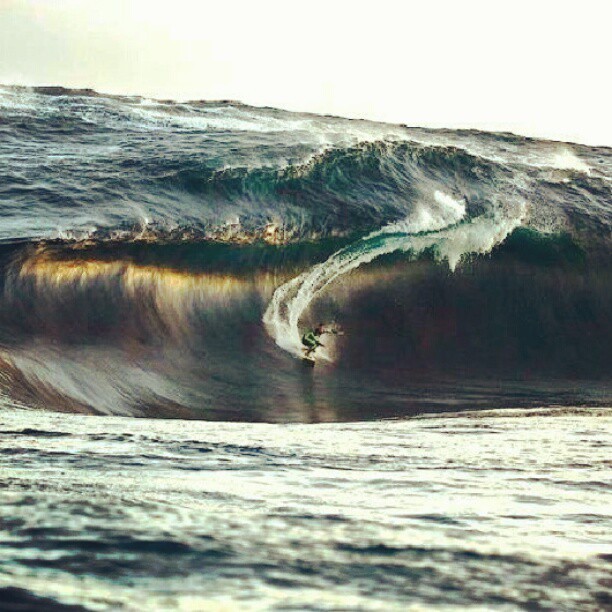 surfysurfy:  #Surfing by treez777 http://instagr.am/p/VYJ9iokAPF/  Top of the bucket